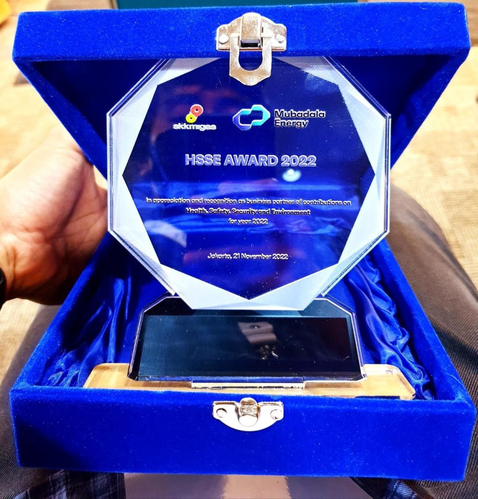 CONTRACTOR HSSE REWARD BY MUBAADLA ENERGY 2022_page1_image1