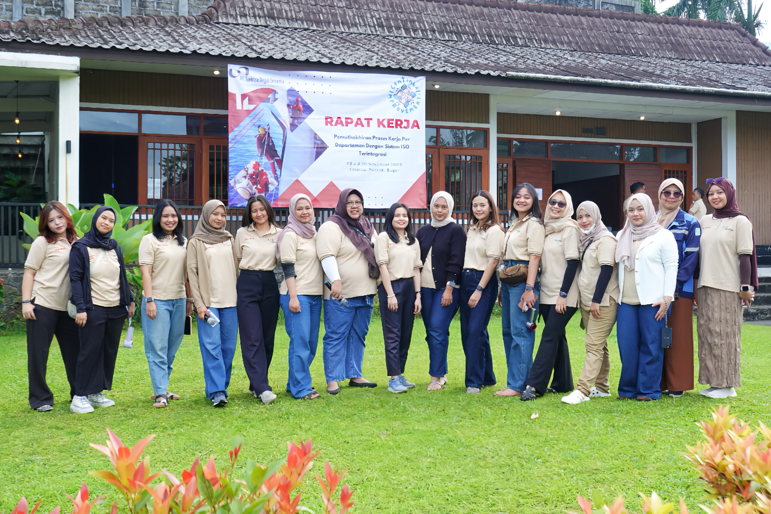 {"ARInfo":{"IsUseAR":false},"Version":"1.0.0","MakeupInfo":{"IsUseMakeup":false},"FaceliftInfo":{"IsChangeEyeLift":false,"IsChangeFacelift":false,"IsChangePostureLift":false,"IsChangeNose":false,"IsChangeFaceChin":false,"IsChangeMouth":false,"IsChangeThinFace":false},"BeautyInfo":{"SwitchMedicatedAcne":false,"IsAIBeauty":false,"IsBrightEyes":false,"IsSharpen":false,"IsOldBeauty":false,"IsReduceBlackEyes":false},"HandlerInfo":{"AppName":2},"FilterInfo":{"IsUseFilter":false}}